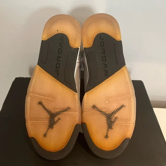 Air Jordan Gray and Black Sneakers - Picture 3 of 12